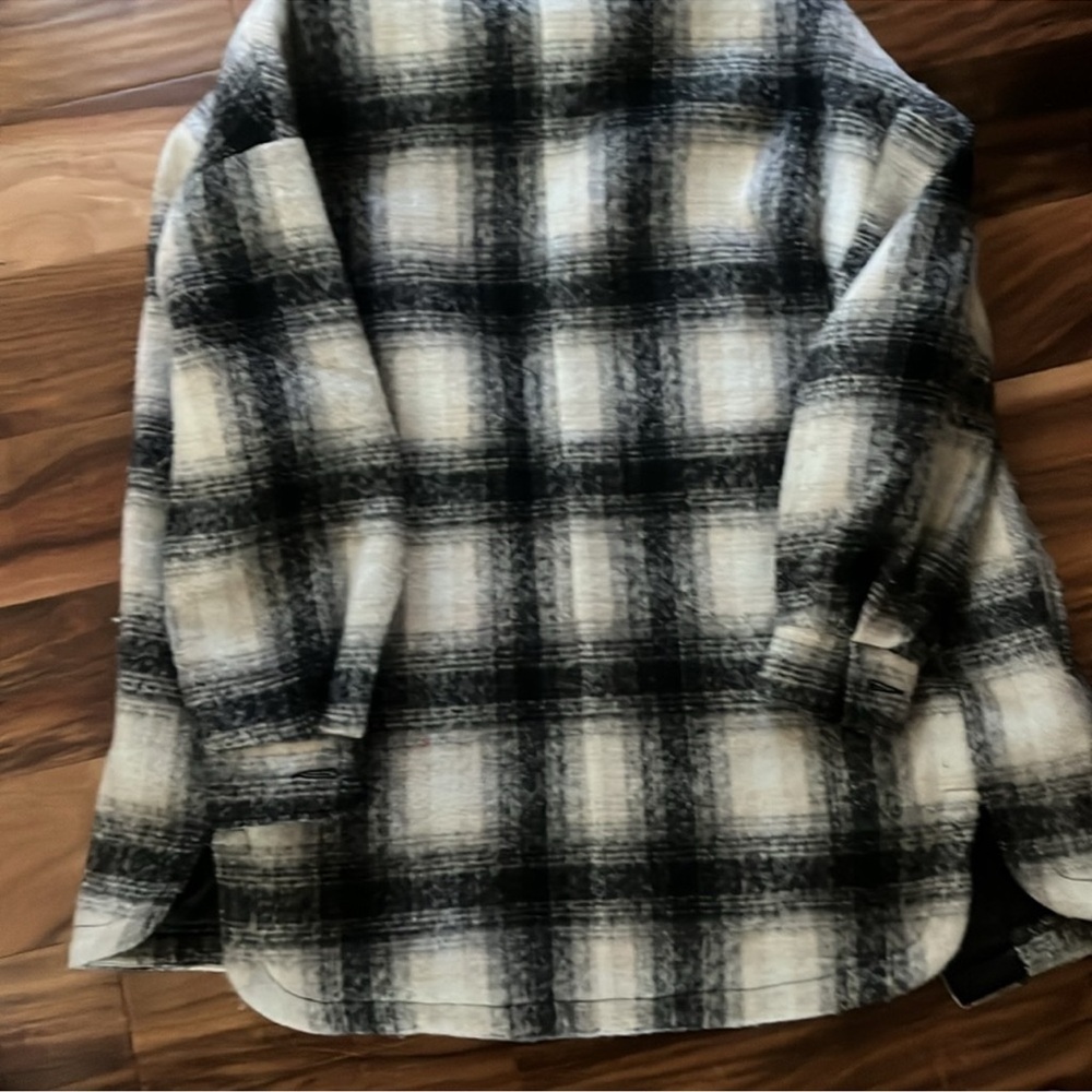 Plaid jacket/coat, great condition 
Apparis Elegant Black plaid Jacket - Picture 8 of 12
